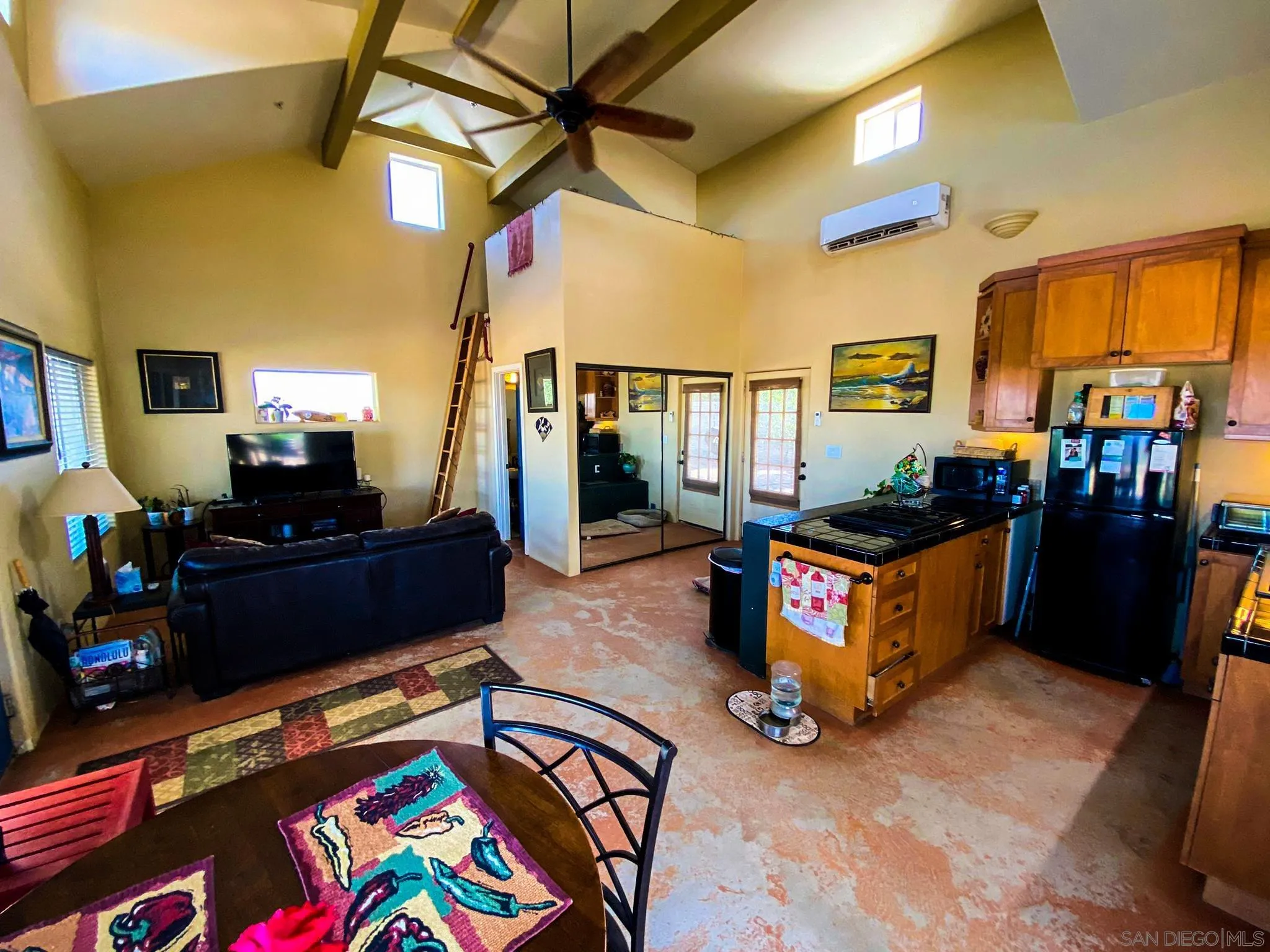 https://cdn.realtyfeed.com/cdn/127/210017742/2955371f5977809cf994fb4d259d67ba.webp