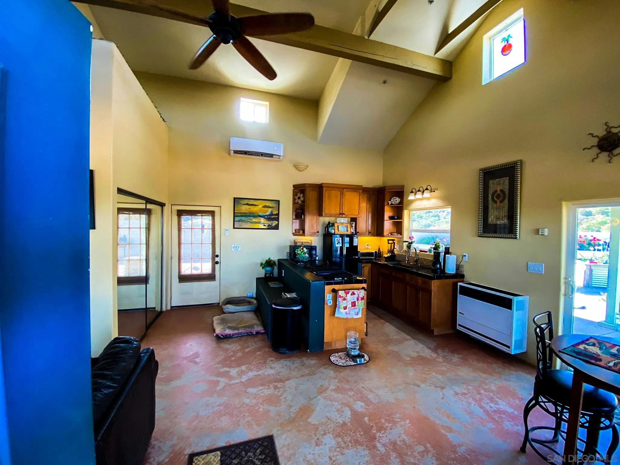 https://cdn.realtyfeed.com/cdn/127/210017742/7d8f3a26e4217af96cf2cec48c92a2e9.webp