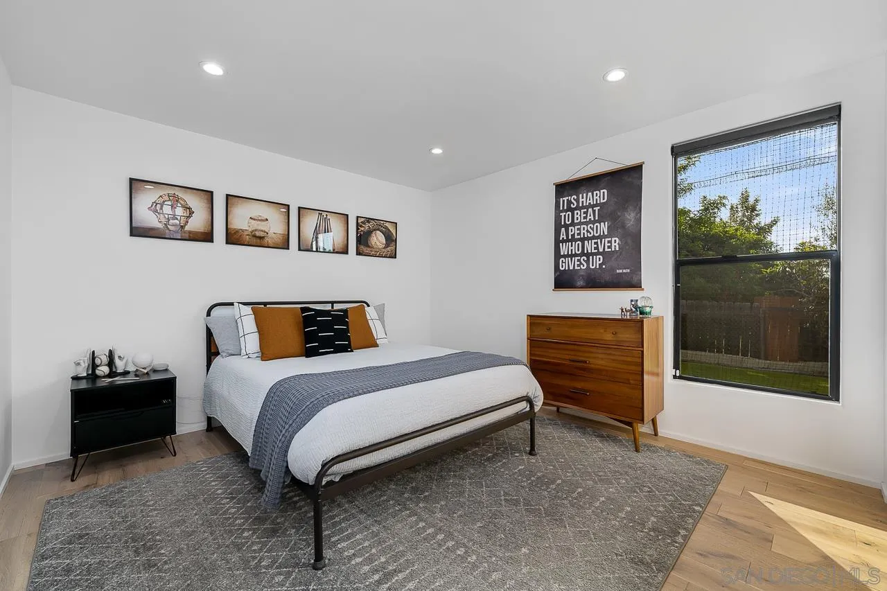 https://cdn.realtyfeed.com/cdn/127/210018093/08bdb4db7a802d02abd44708699a4785.webp