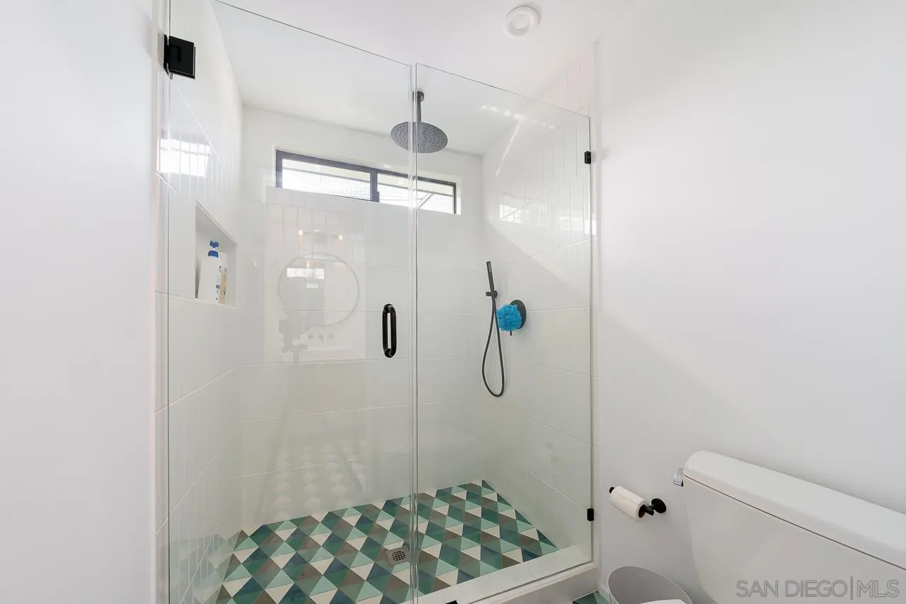 https://cdn.realtyfeed.com/cdn/127/210018093/3fb04f0861047829b38bbe3151a383a8.webp