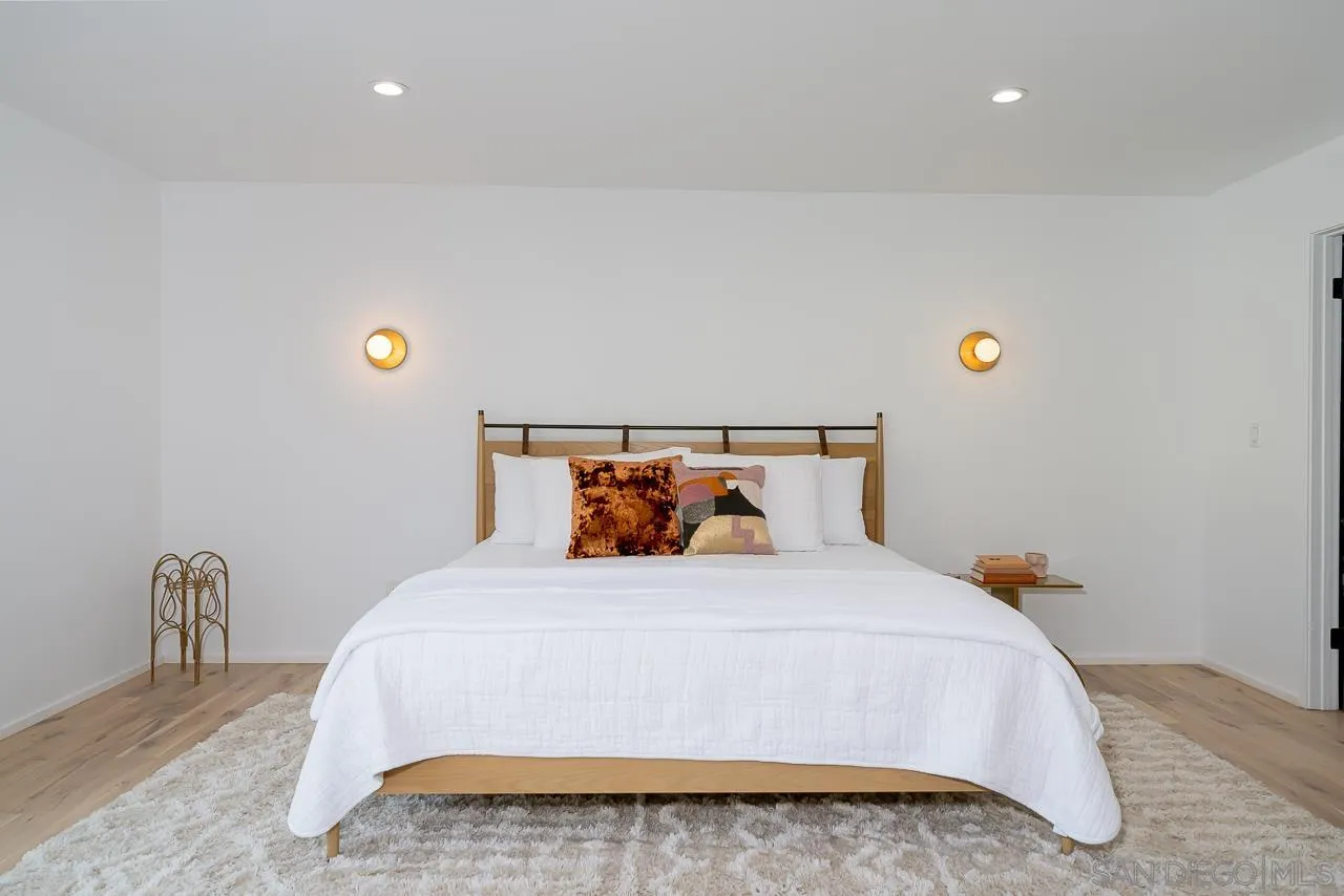 https://cdn.realtyfeed.com/cdn/127/210018093/8dda971ad83d4a05c5ec0c68e1d8aa8e.webp