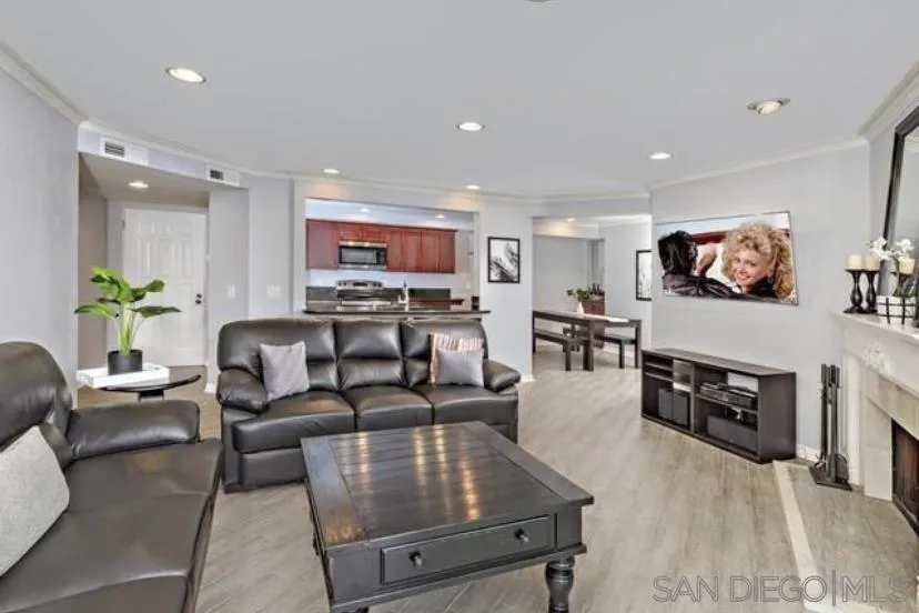 https://cdn.realtyfeed.com/cdn/127/210019817/96f0aacc8887d40438ab6f7bed227249.webp
