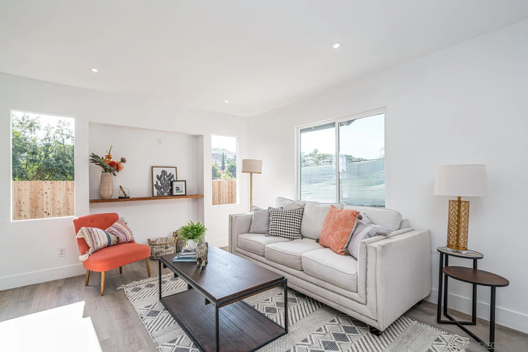 https://cdn.realtyfeed.com/cdn/127/210020549/9c98a382b65f33526bde2806bcb55966.webp