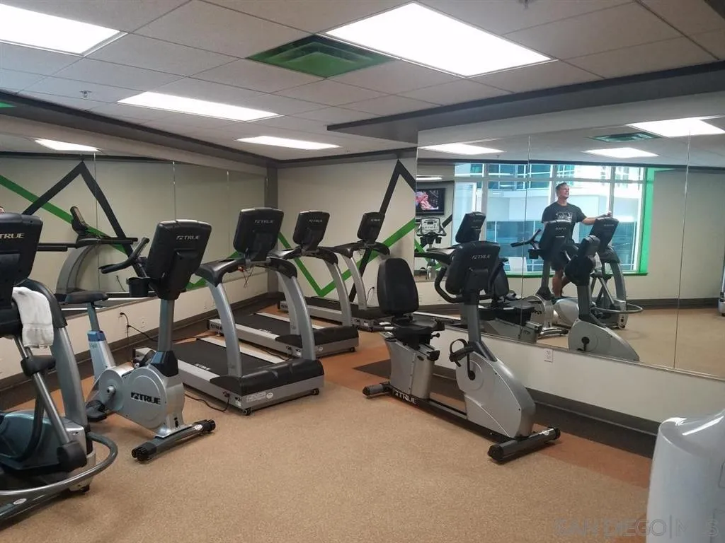 https://cdn.realtyfeed.com/cdn/127/210020590/7dec0e5489595bf1d641d51e12a6b595.webp