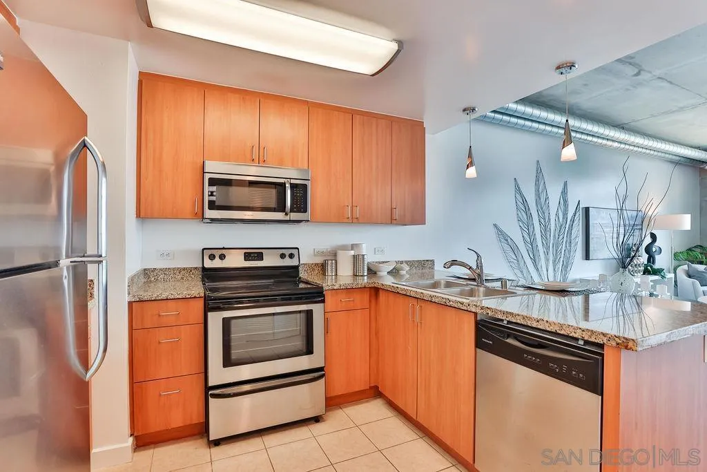 https://cdn.realtyfeed.com/cdn/127/210020590/a743826dc1b3f9e159fabad5c4a41322.webp