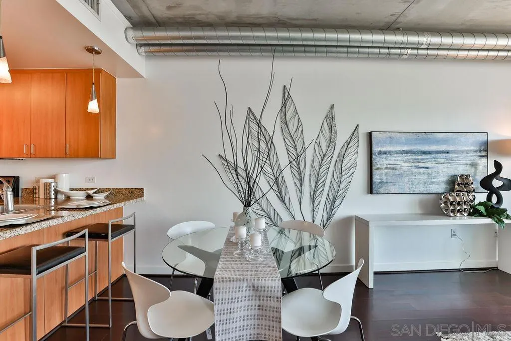 https://cdn.realtyfeed.com/cdn/127/210020590/affaa3ca272021e1c8d95303d4ec51d8.webp
