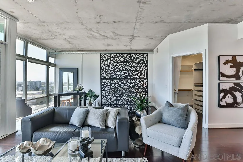https://cdn.realtyfeed.com/cdn/127/210020590/b689895246d585a9c4125aeed59b95bb.webp