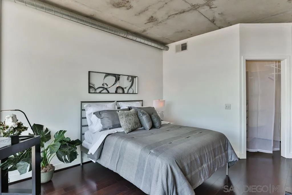 https://cdn.realtyfeed.com/cdn/127/210020590/c51b1ceed71a19eeeb277ce734ed0ae5.webp