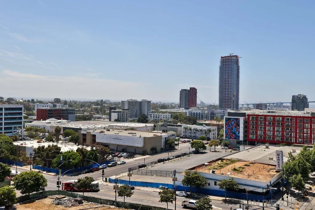 https://cdn.realtyfeed.com/cdn/127/210020590/e5285978a7a320c7cf325e71fc85e960.webp