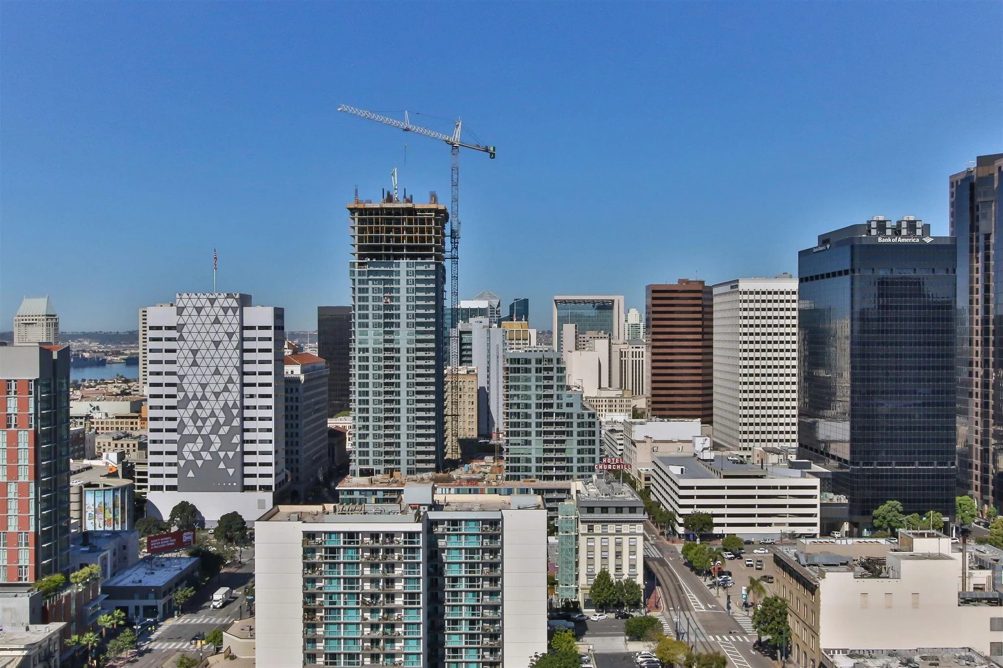 https://cdn.realtyfeed.com/cdn/127/210020590/eee7bcc9dabaa126803f40c1a5e8c13f.webp