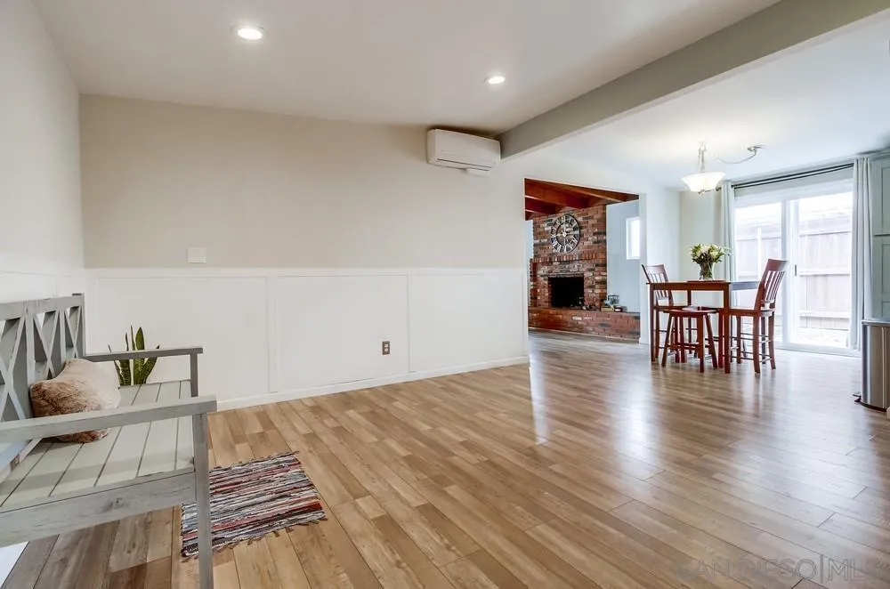 https://cdn.realtyfeed.com/cdn/127/210020795/84e7916ad045de1b1011d2c075ecf8a4.webp