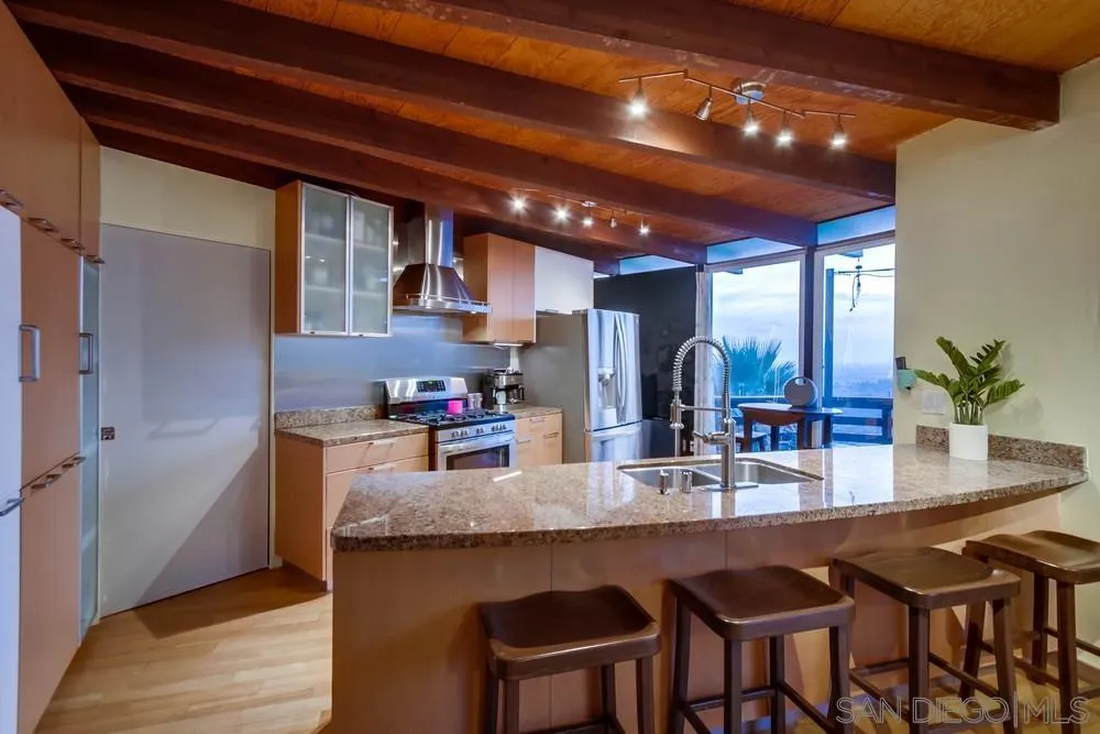 https://cdn.realtyfeed.com/cdn/127/210020884/1b181732277ce42d1845c33905013d30.webp