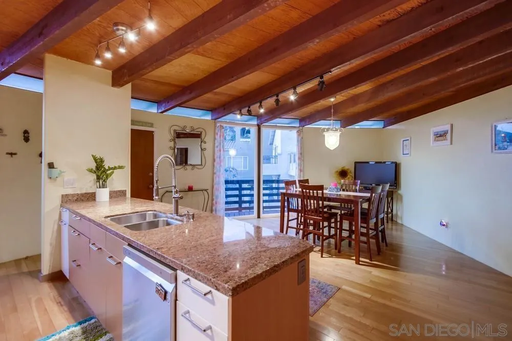 https://cdn.realtyfeed.com/cdn/127/210020884/444145073101ffb0ea2f781501edd0c6.webp
