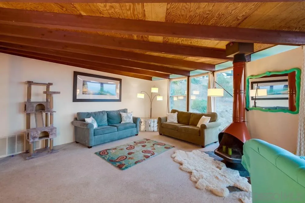 https://cdn.realtyfeed.com/cdn/127/210020884/4de34f6c650993d6e7f712059cf801f6.webp