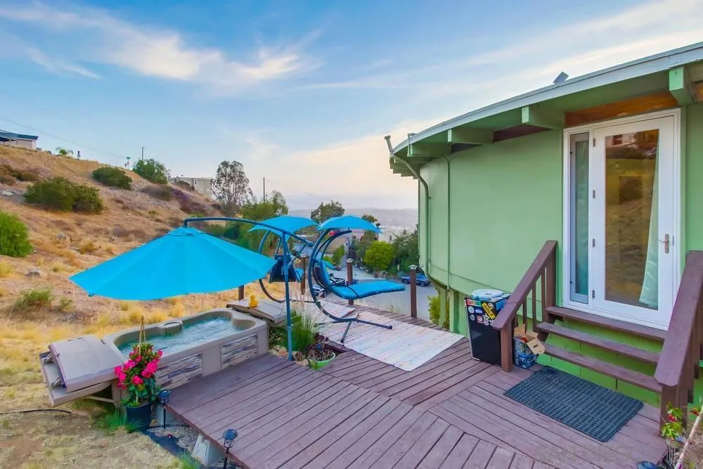 https://cdn.realtyfeed.com/cdn/127/210020884/b747103104b01539f4980fc7cd2ccfc9.webp
