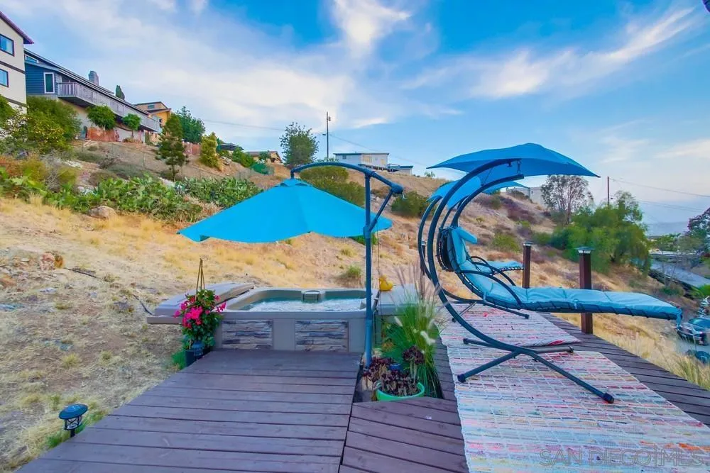 https://cdn.realtyfeed.com/cdn/127/210020884/deb0128e94ec979316fa8fc2a83b54cb.webp