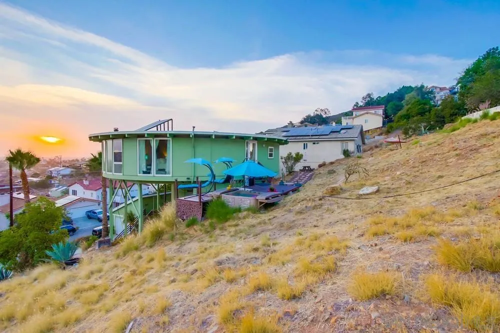 https://cdn.realtyfeed.com/cdn/127/210020884/fa2977e566bdc22bde0720016f50c873.webp