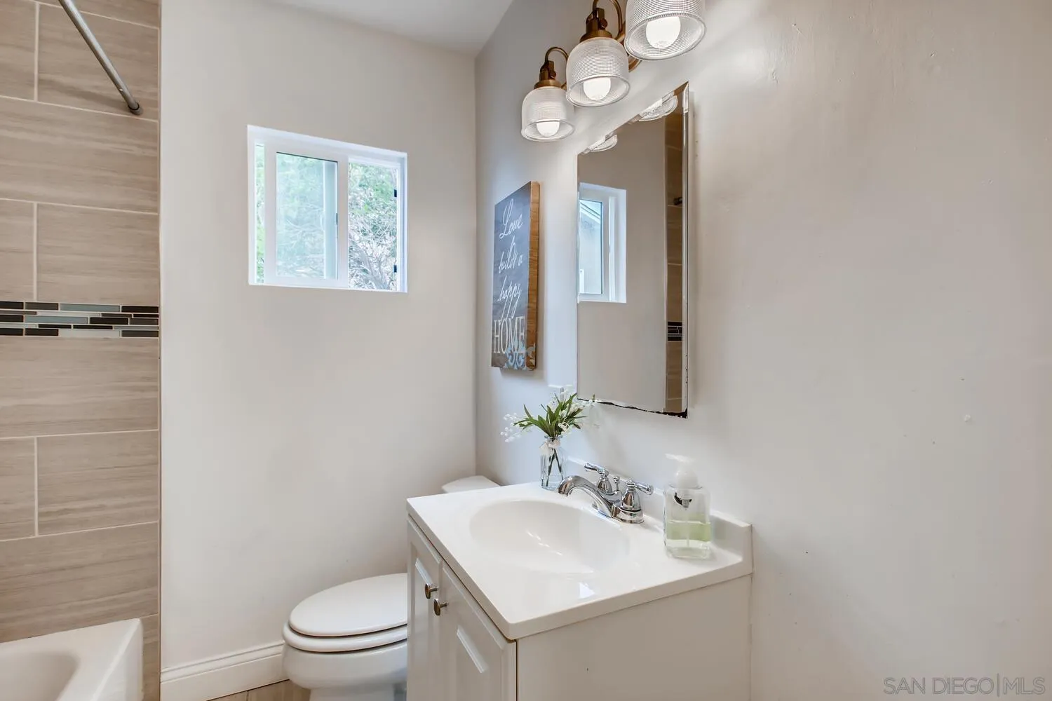 https://cdn.realtyfeed.com/cdn/127/210021251/444c6f3574b267053e9144e096325071.webp