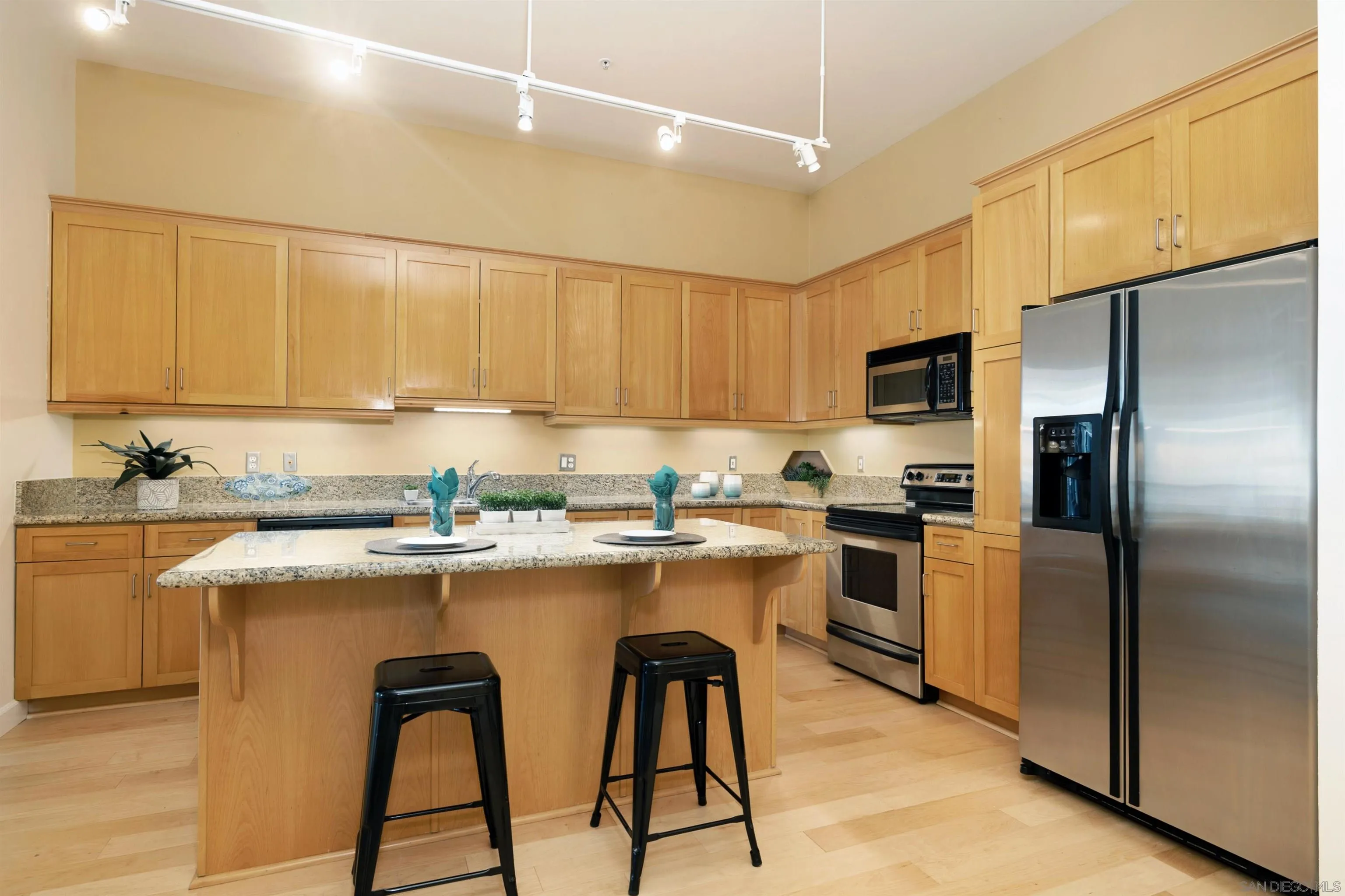 https://cdn.realtyfeed.com/cdn/127/210023740/aac58dacdc0e5c6bcc45fb0a6a41d437.webp