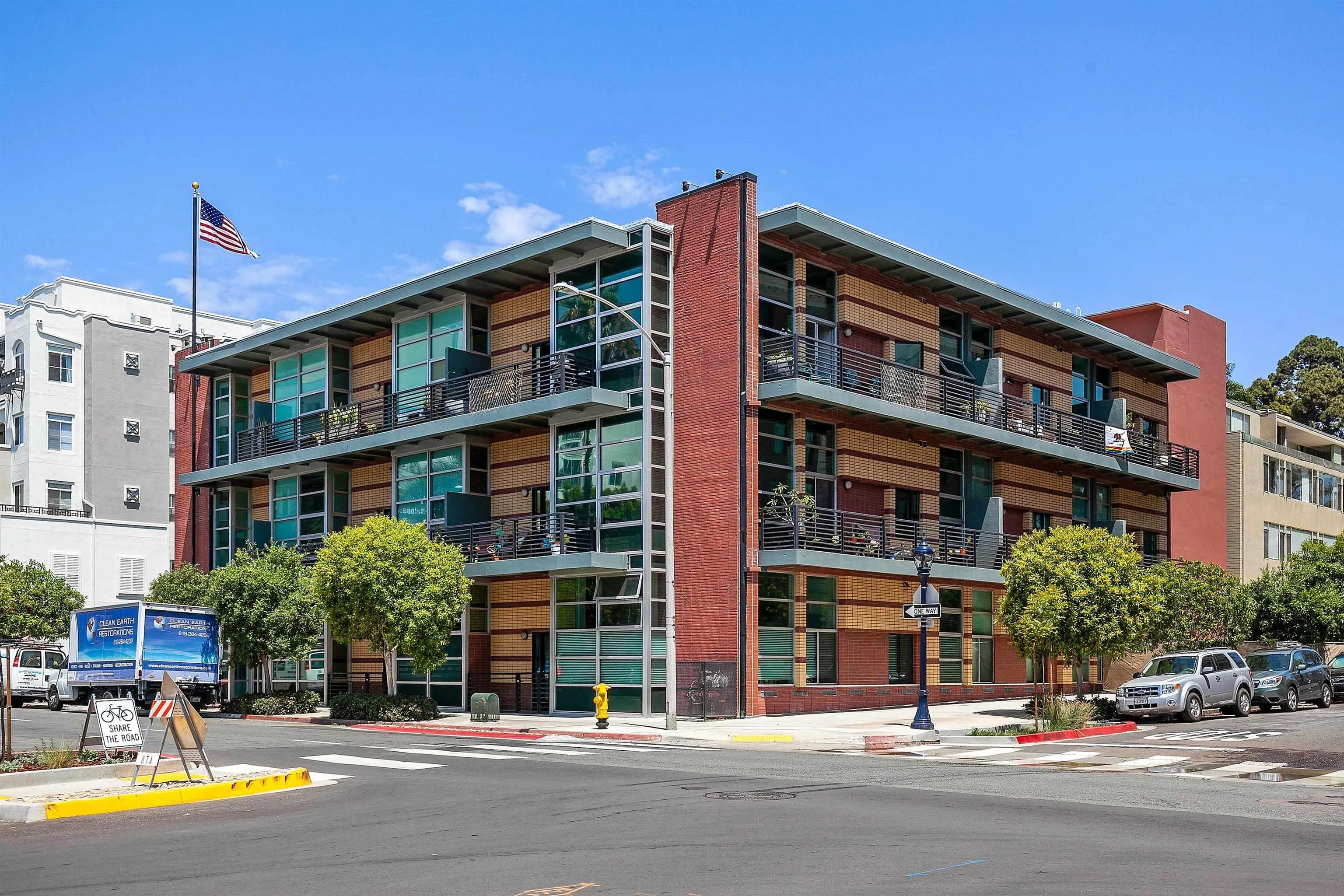 https://cdn.realtyfeed.com/cdn/127/210023740/af65e174b6ed1f96a3b85694ff5519f7.webp