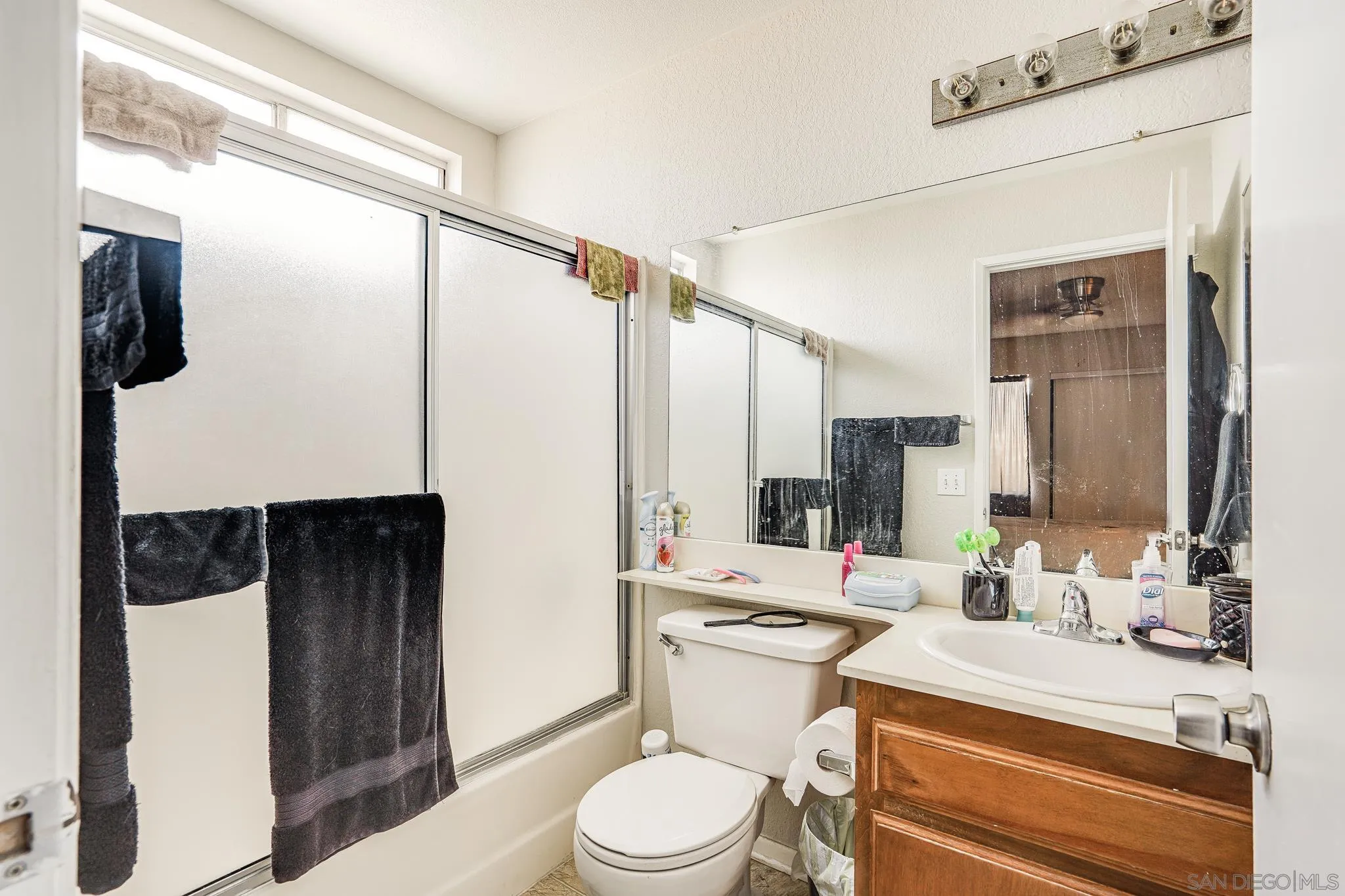 https://cdn.realtyfeed.com/cdn/127/210025488/6cdda1265b7666b879ca20d910471451.webp
