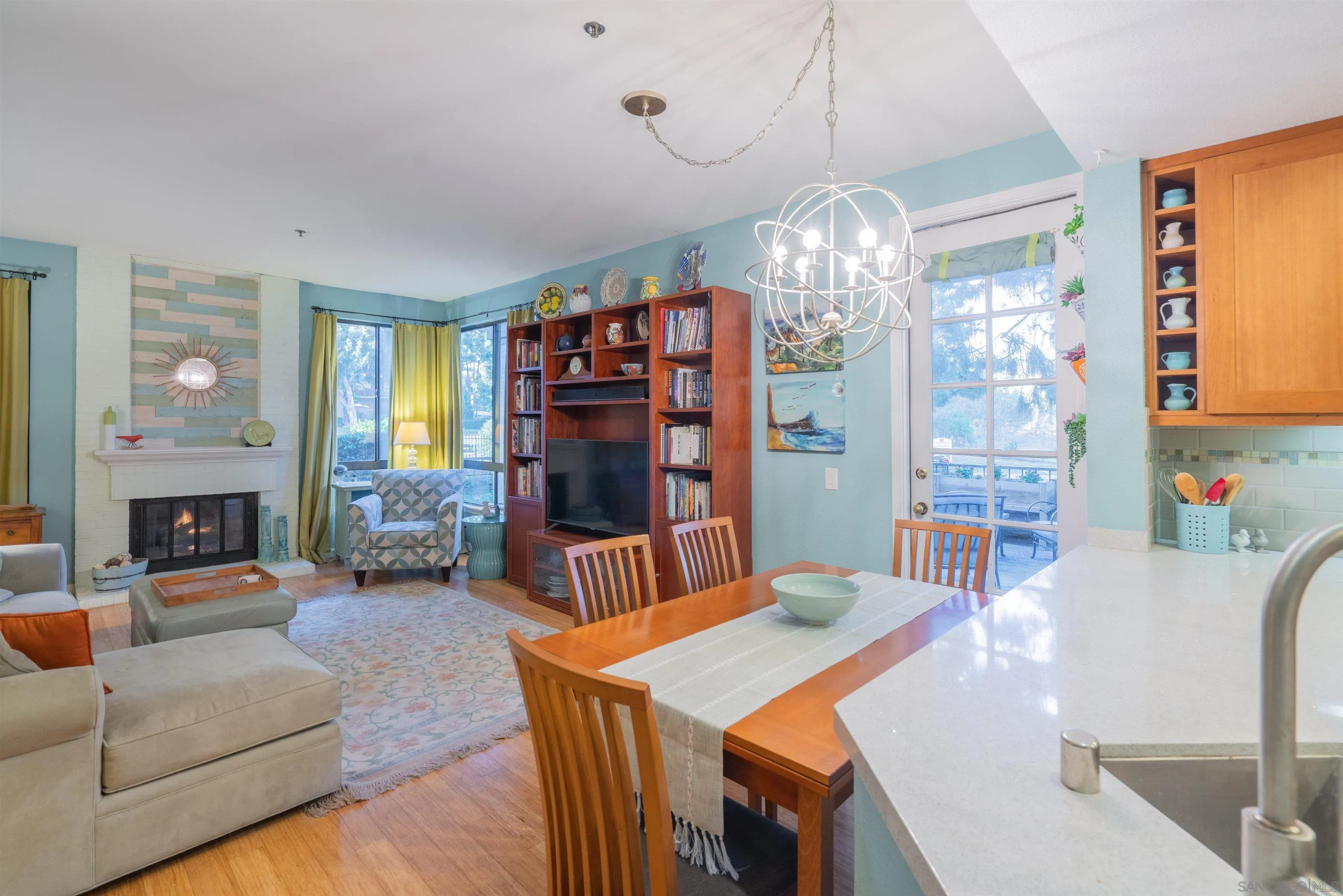 https://cdn.realtyfeed.com/cdn/127/210029146/85a44a0fb932697a12528094bb838dfa.webp