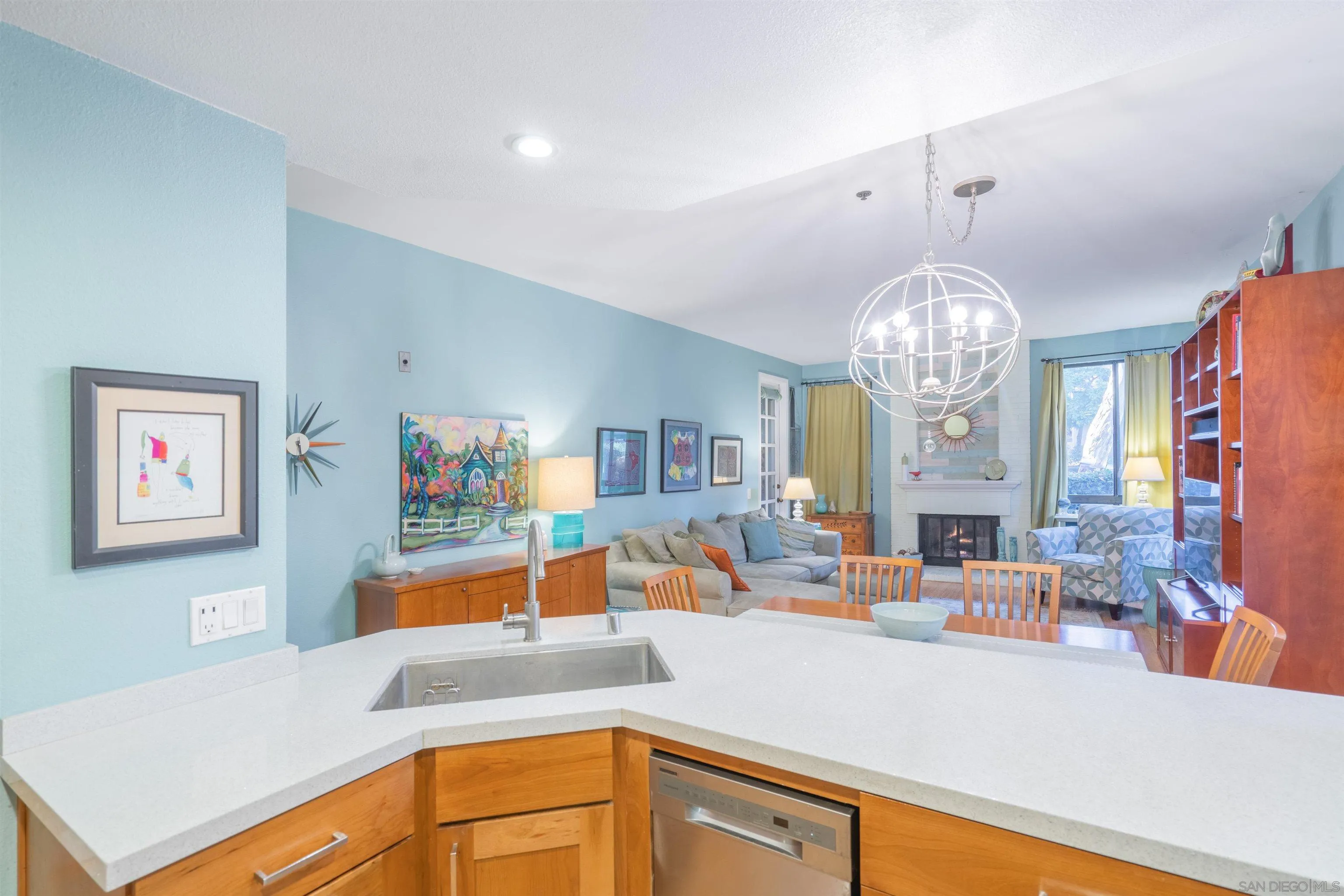 https://cdn.realtyfeed.com/cdn/127/210029146/9e29b9550e120013eb6075bdff28ae1d.webp