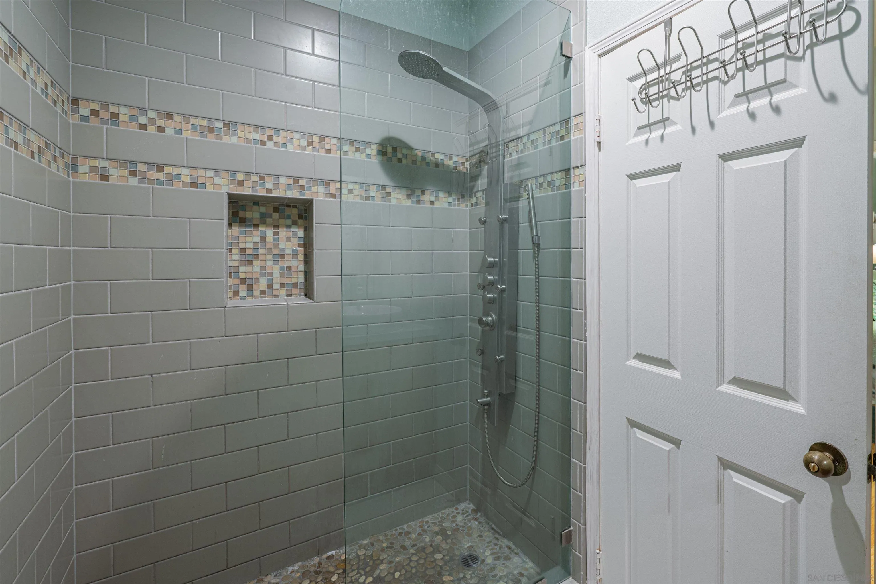 https://cdn.realtyfeed.com/cdn/127/210029146/b11ecf9625a4dc2c257a694bb14e76b7.webp