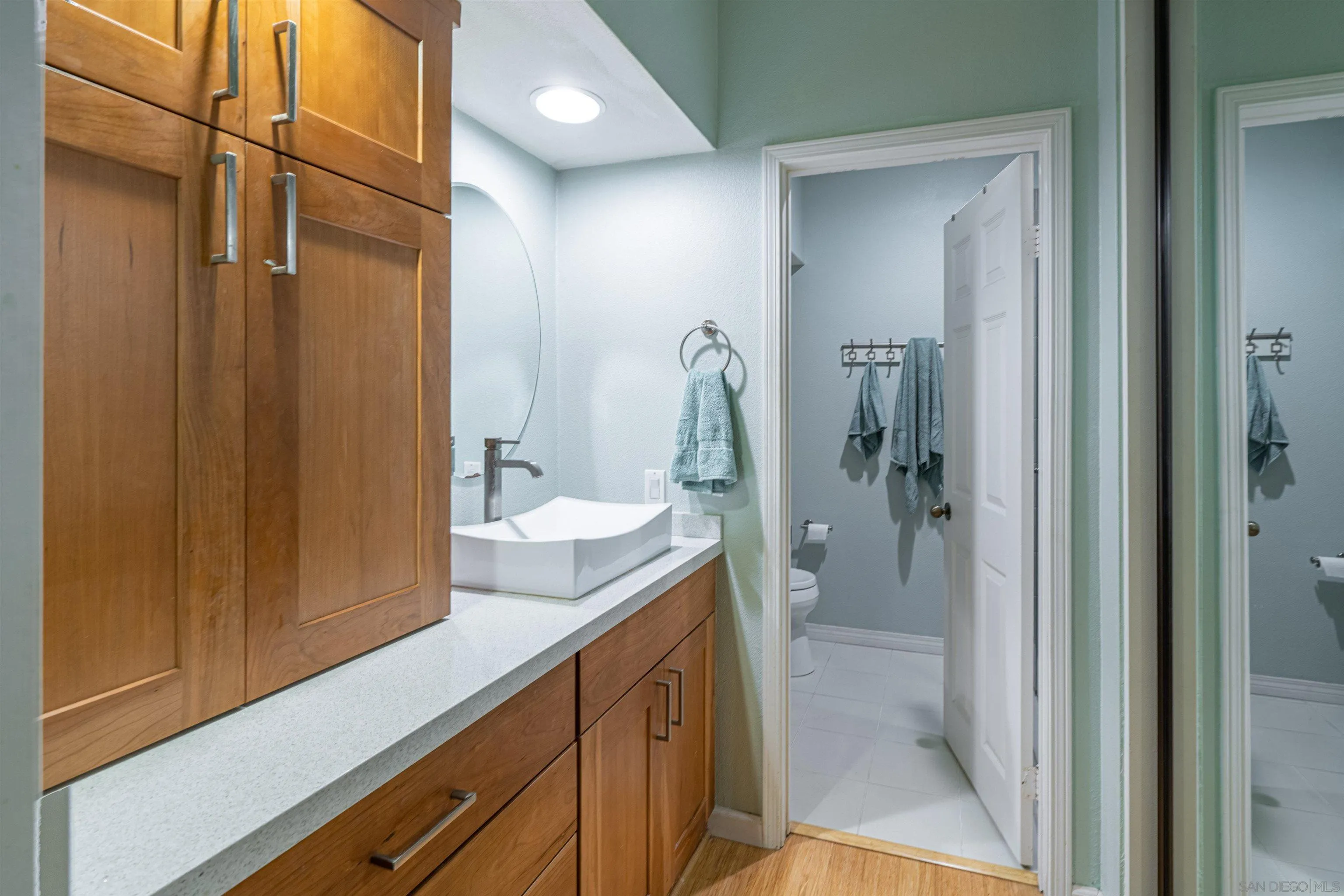 https://cdn.realtyfeed.com/cdn/127/210029146/ed5d2666f25a42f8f418ecc3a81aa1c4.webp