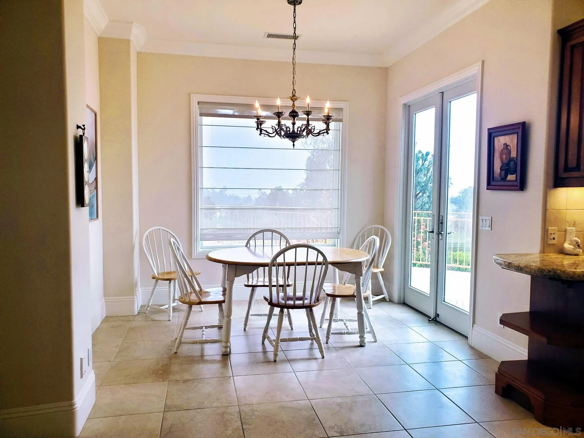 https://cdn.realtyfeed.com/cdn/127/210033546/4ef61e06a82f0b57b3931c371ce42c90.webp