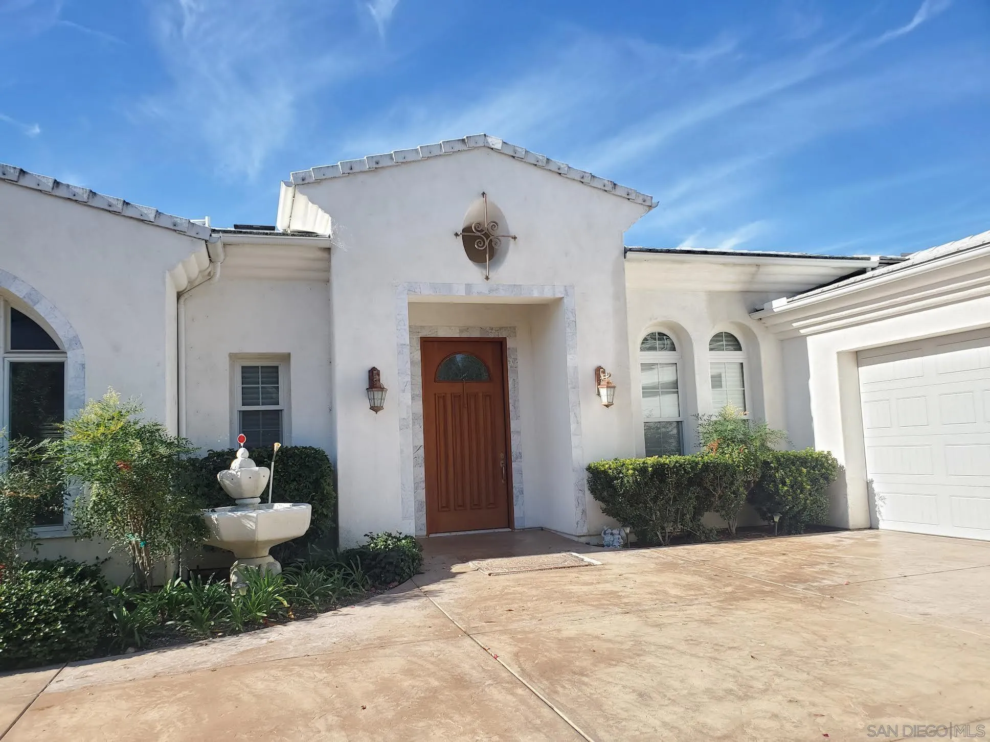https://cdn.realtyfeed.com/cdn/127/210033546/5ec18c8787ab94be35a6ab86714954c3.webp