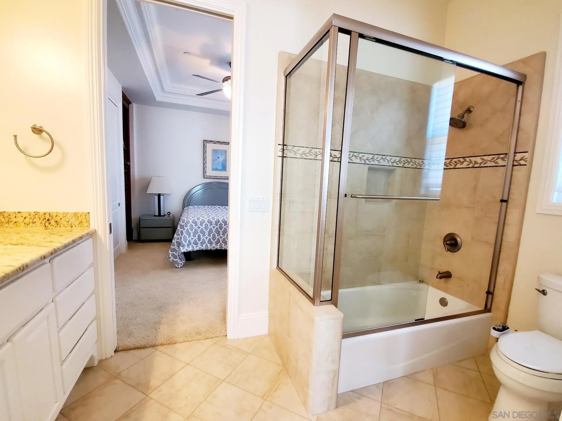 https://cdn.realtyfeed.com/cdn/127/210033546/b3453645c7bfa737c0d40c278a807bba.webp
