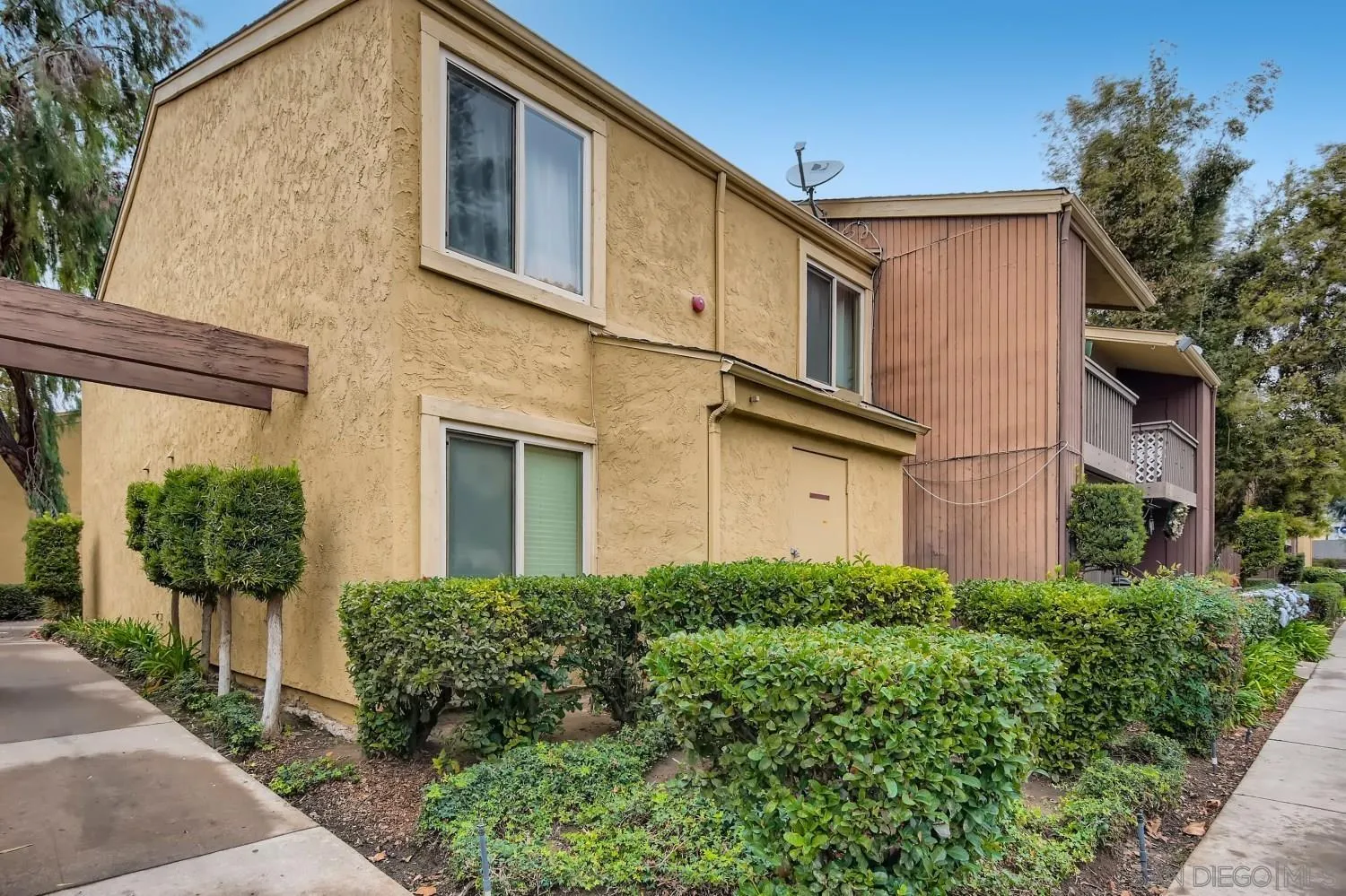 https://cdn.realtyfeed.com/cdn/127/210033666/4e02af76dbeb4208533d8987b7ffb23b.webp