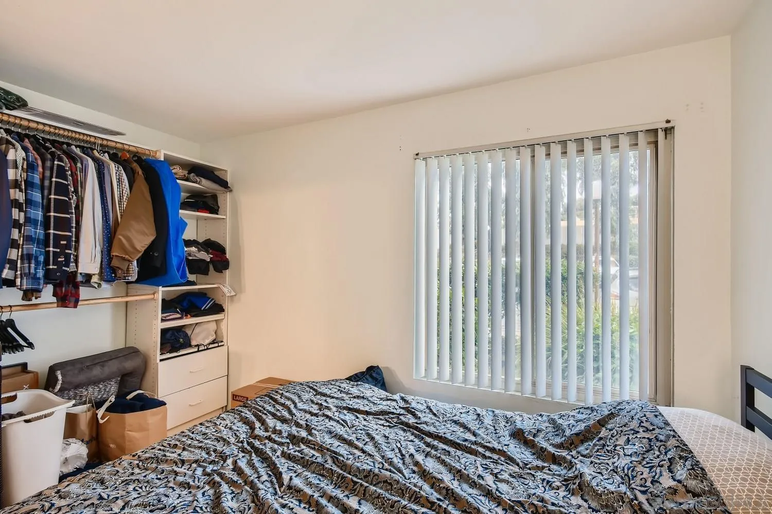 https://cdn.realtyfeed.com/cdn/127/210033666/5a45b4c2c3a61d6a3fc048f61c6f2d65.webp