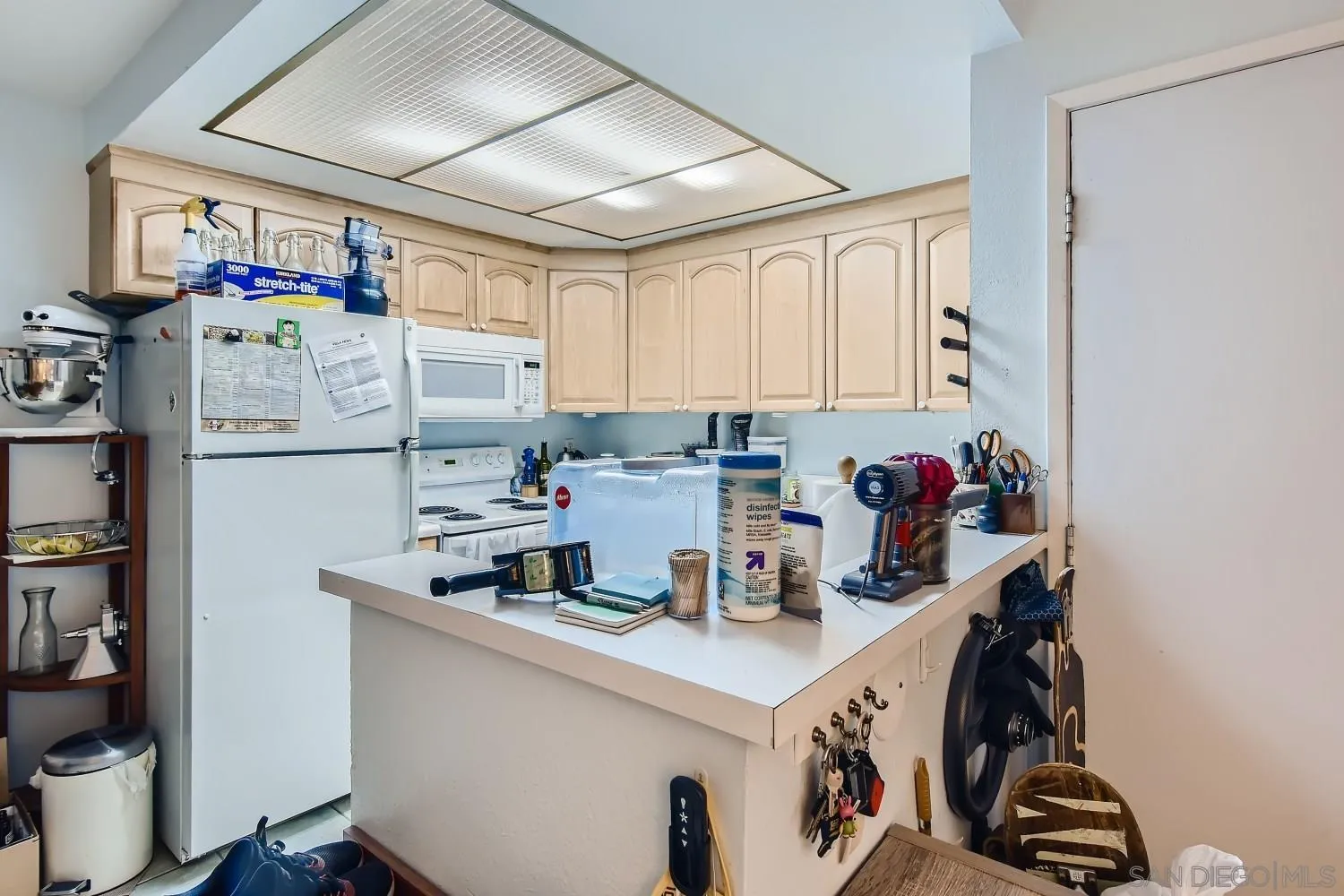 https://cdn.realtyfeed.com/cdn/127/210033666/72b554e69a81c0097df41dda97402670.webp