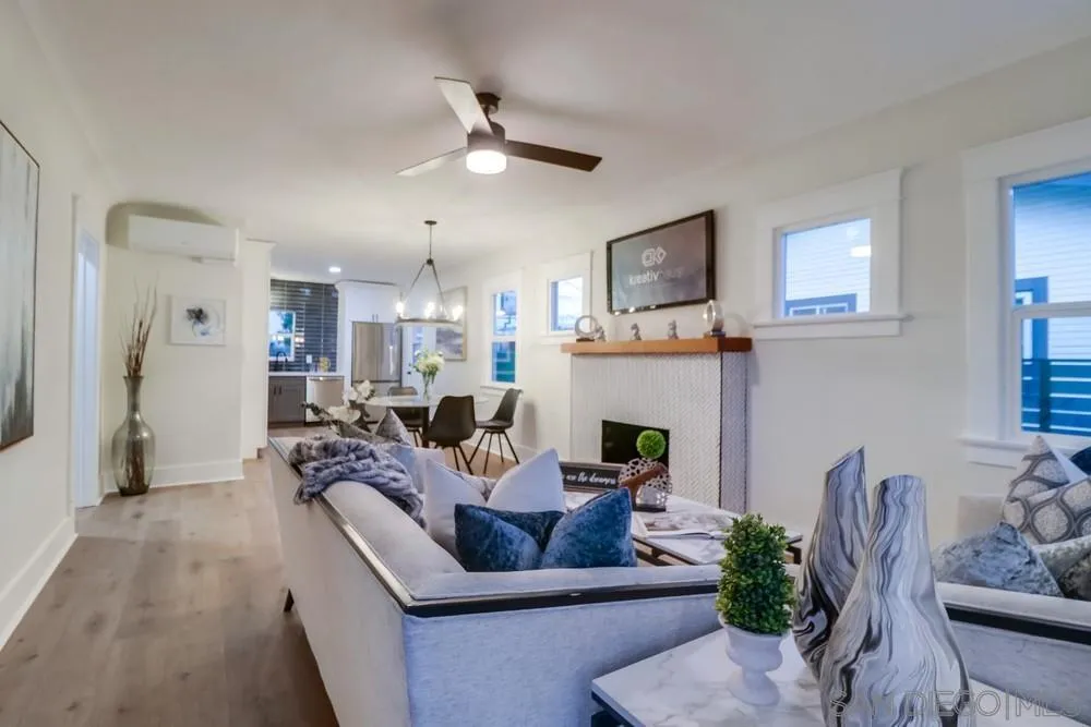 https://cdn.realtyfeed.com/cdn/127/210033820/9ba195ede804fa43c6a78d47bd051e2a.webp