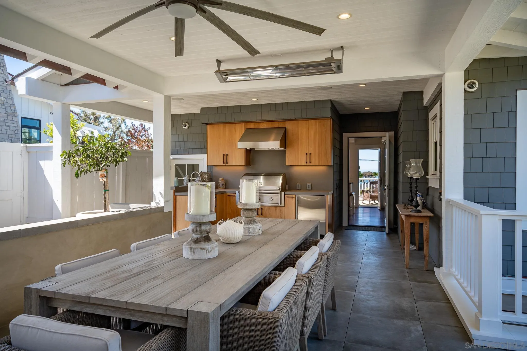 https://cdn.realtyfeed.com/cdn/127/220007993/3db285ba611f9cd60409394e43a14cb9.webp