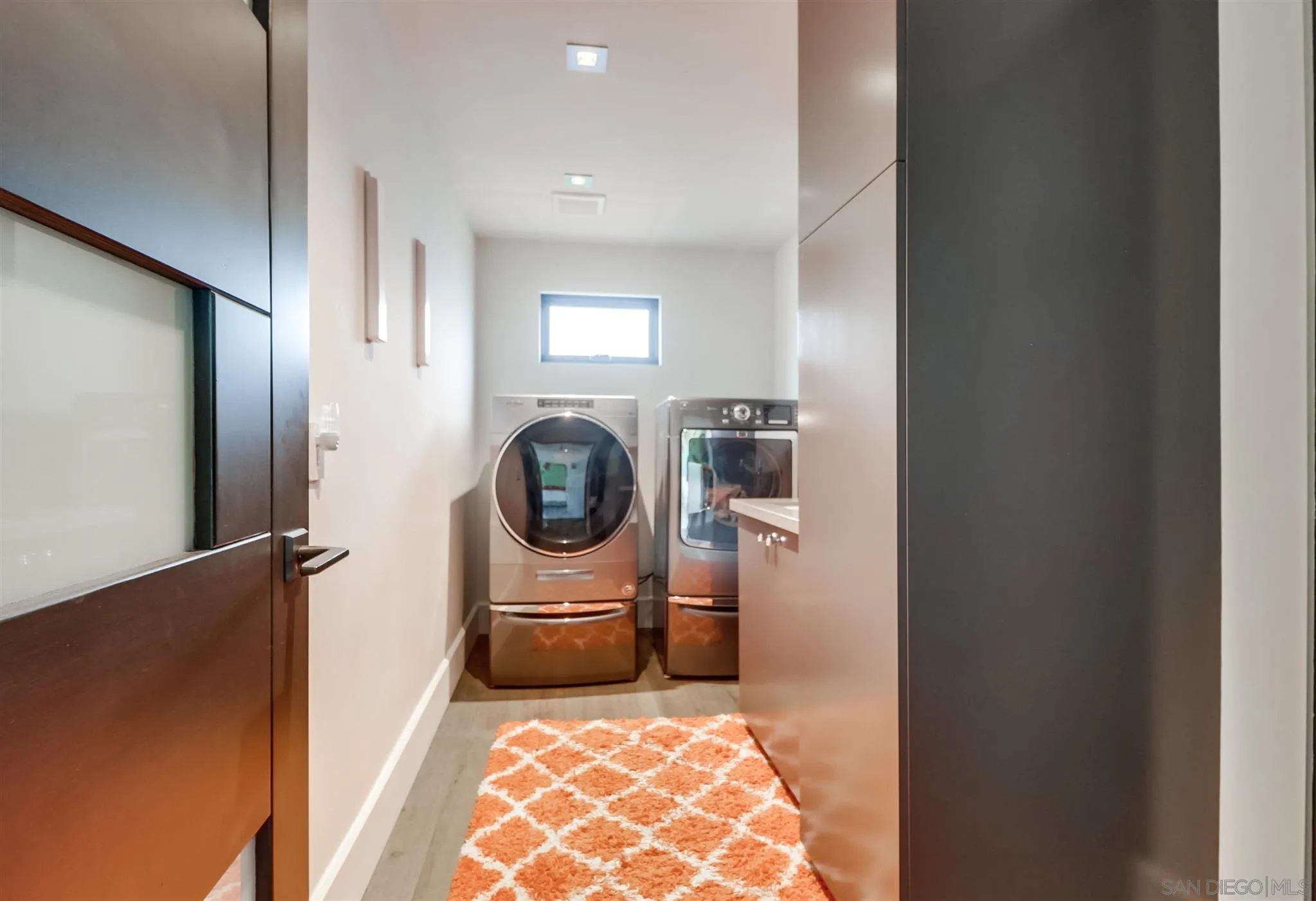 https://cdn.realtyfeed.com/cdn/127/220008316/406799908f8c7d2173c24081f67951f8.webp