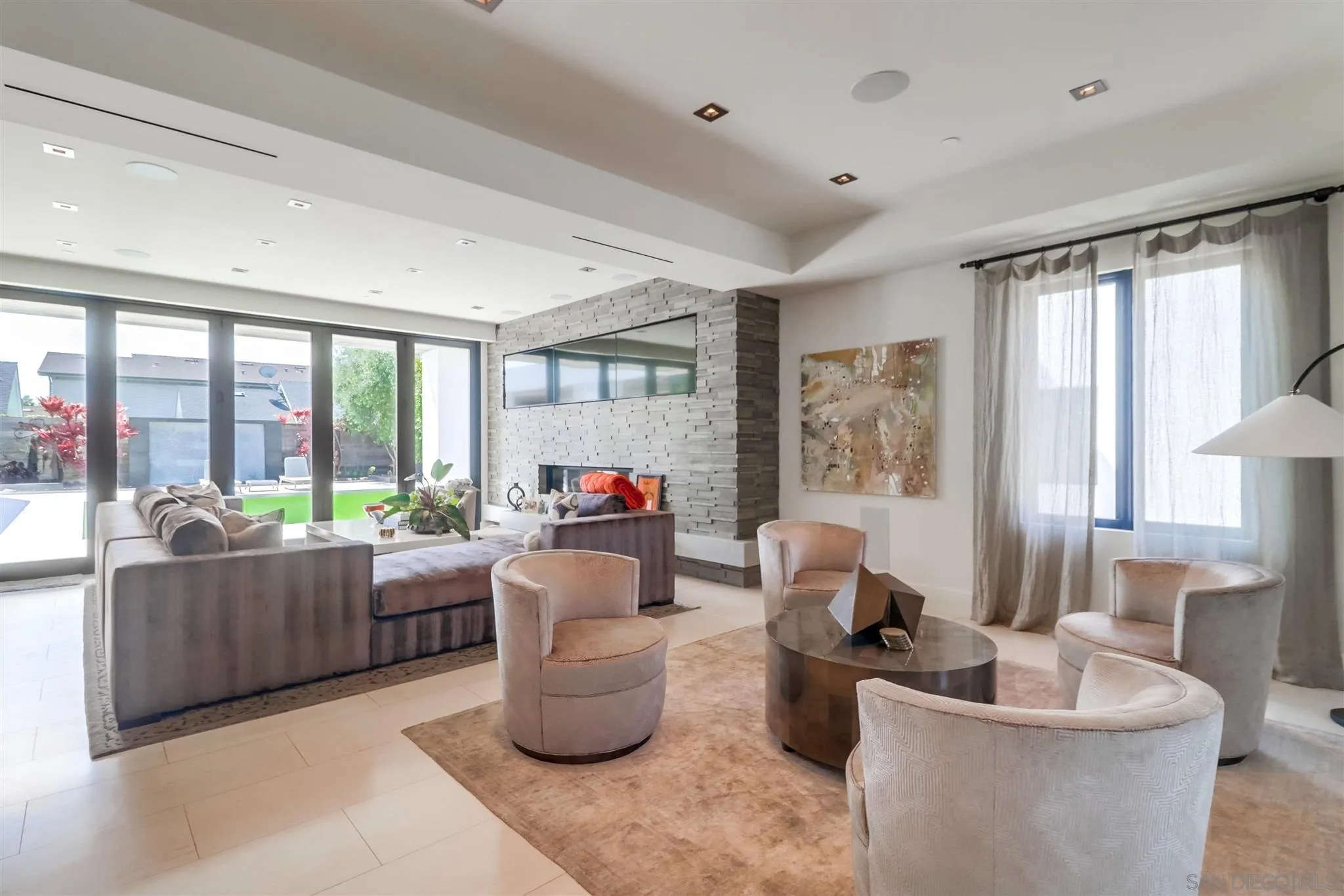 https://cdn.realtyfeed.com/cdn/127/220008316/459d60925eb7fb1850d8aa9597ad6098.webp