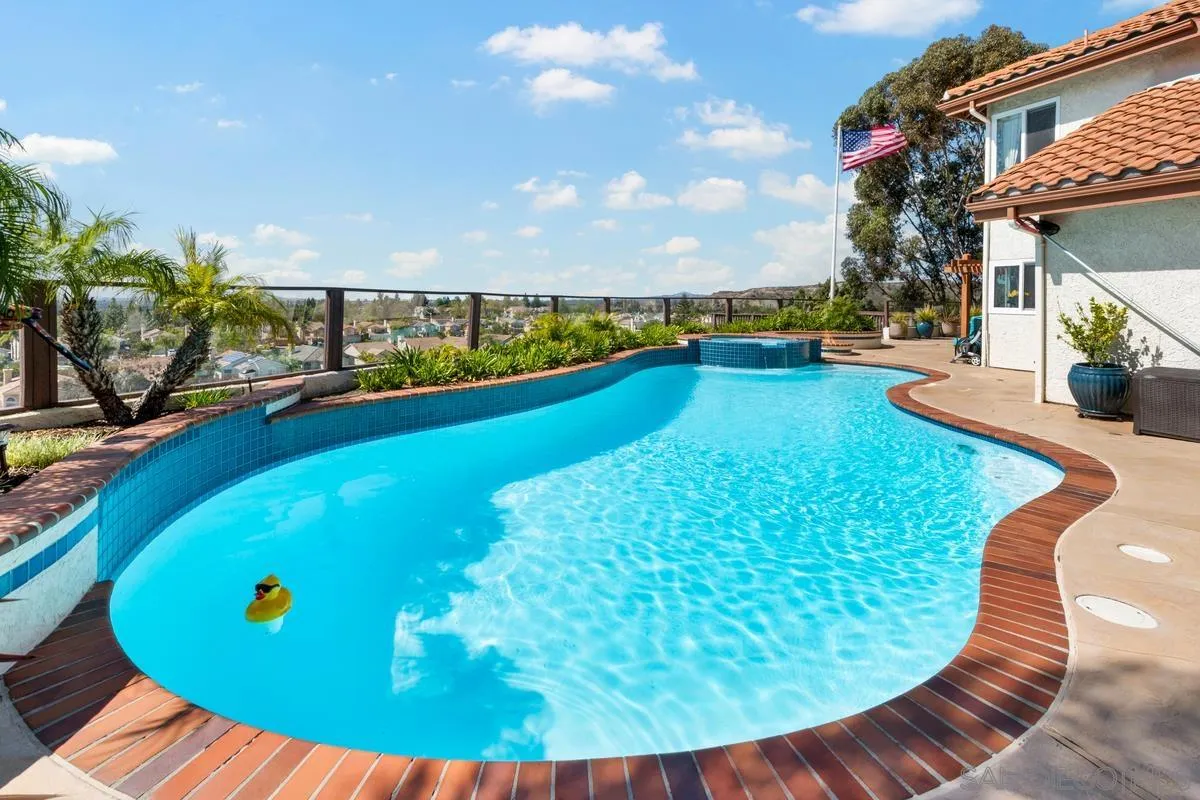 https://cdn.realtyfeed.com/cdn/127/220009369/5b3f27ae25c8909d10df8b3c4bd45101.webp