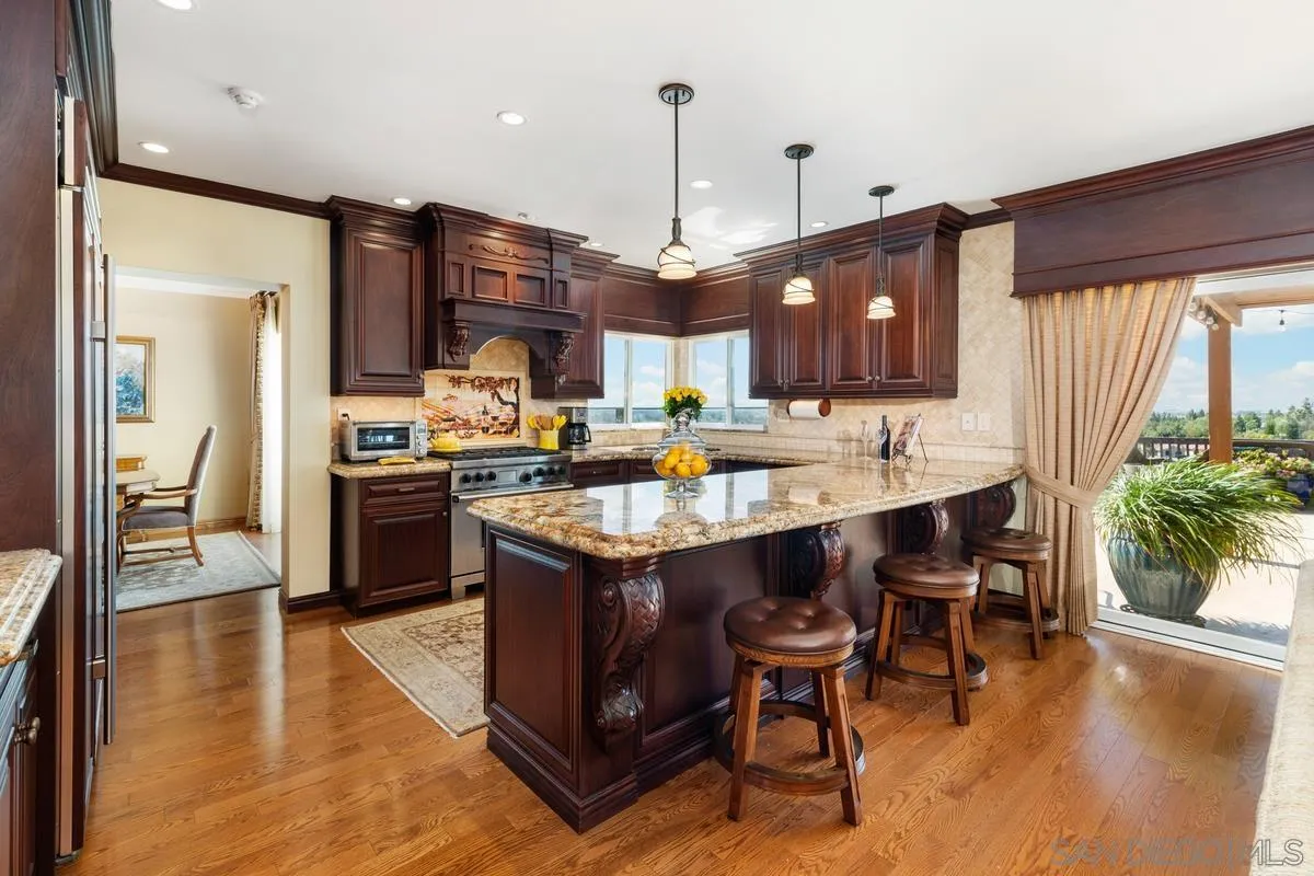 https://cdn.realtyfeed.com/cdn/127/220009369/845ab29379efbd04472642539192352e.webp