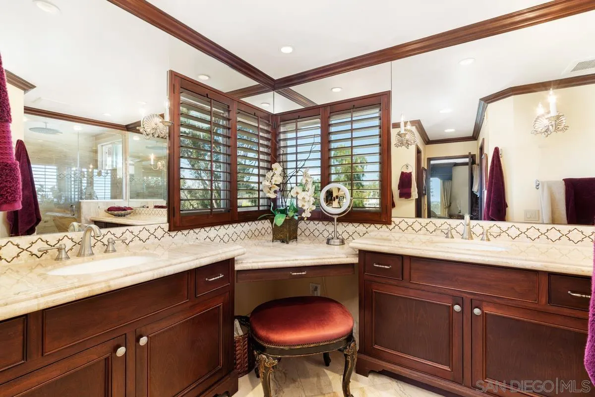 https://cdn.realtyfeed.com/cdn/127/220009369/ddab8077af5a8157023cfebc0f3ada36.webp