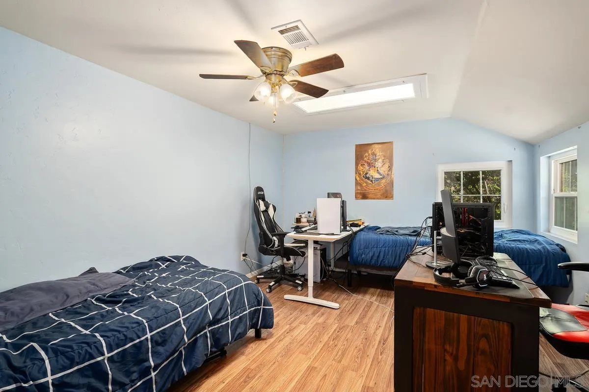 https://cdn.realtyfeed.com/cdn/127/220009622/acd08b3884b4eb1dd3e8db8ccb2f7a13.webp