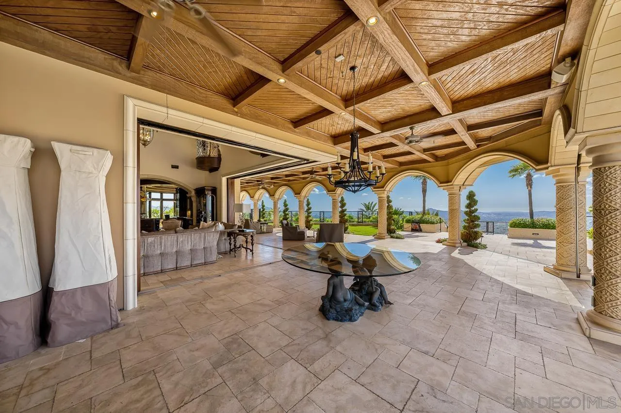 https://cdn.realtyfeed.com/cdn/127/220010018/6138330f6b6404087f69c584ff4b8c39.webp