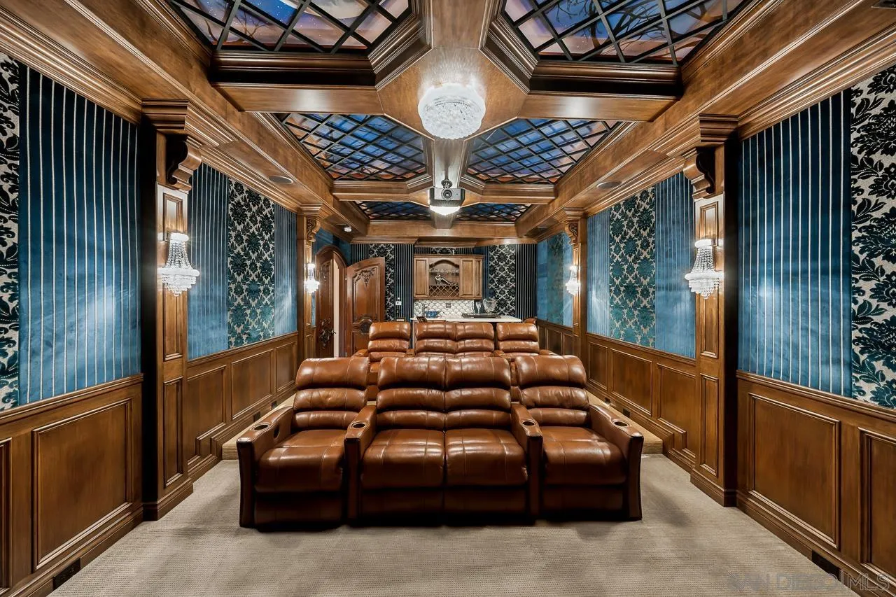 https://cdn.realtyfeed.com/cdn/127/220010018/eba38ac1a737bbb7907405e6b0298440.webp