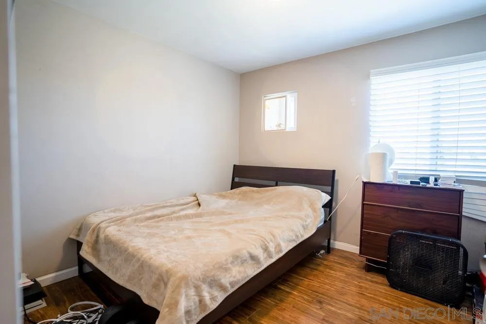 https://cdn.realtyfeed.com/cdn/127/220011594/a8d27969025811148e0385d631d257ea.webp