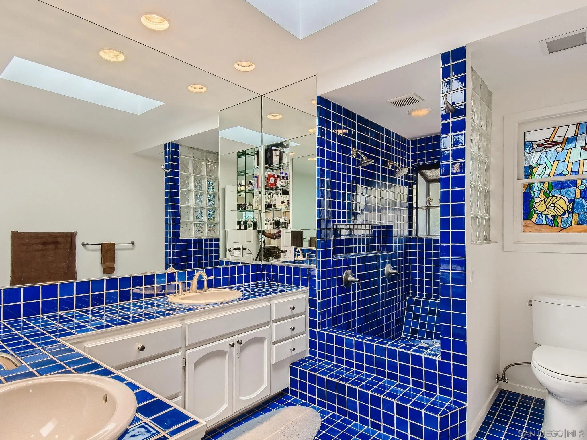 https://cdn.realtyfeed.com/cdn/127/220012034/790451220e220089e2b0f4a7f3628499.webp