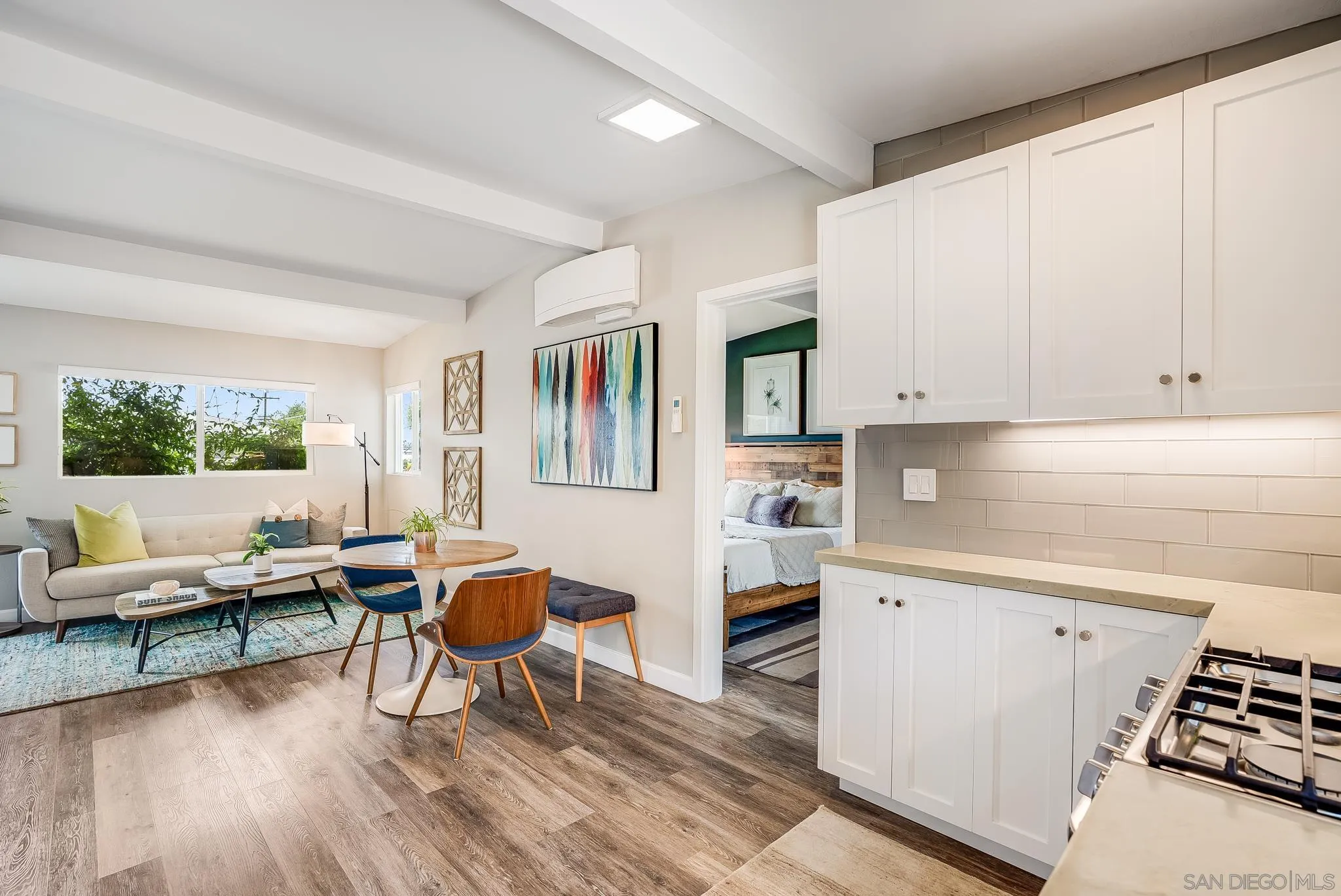 https://cdn.realtyfeed.com/cdn/127/220012346/251bb726ed59d2608f71a79e8e10c949.webp