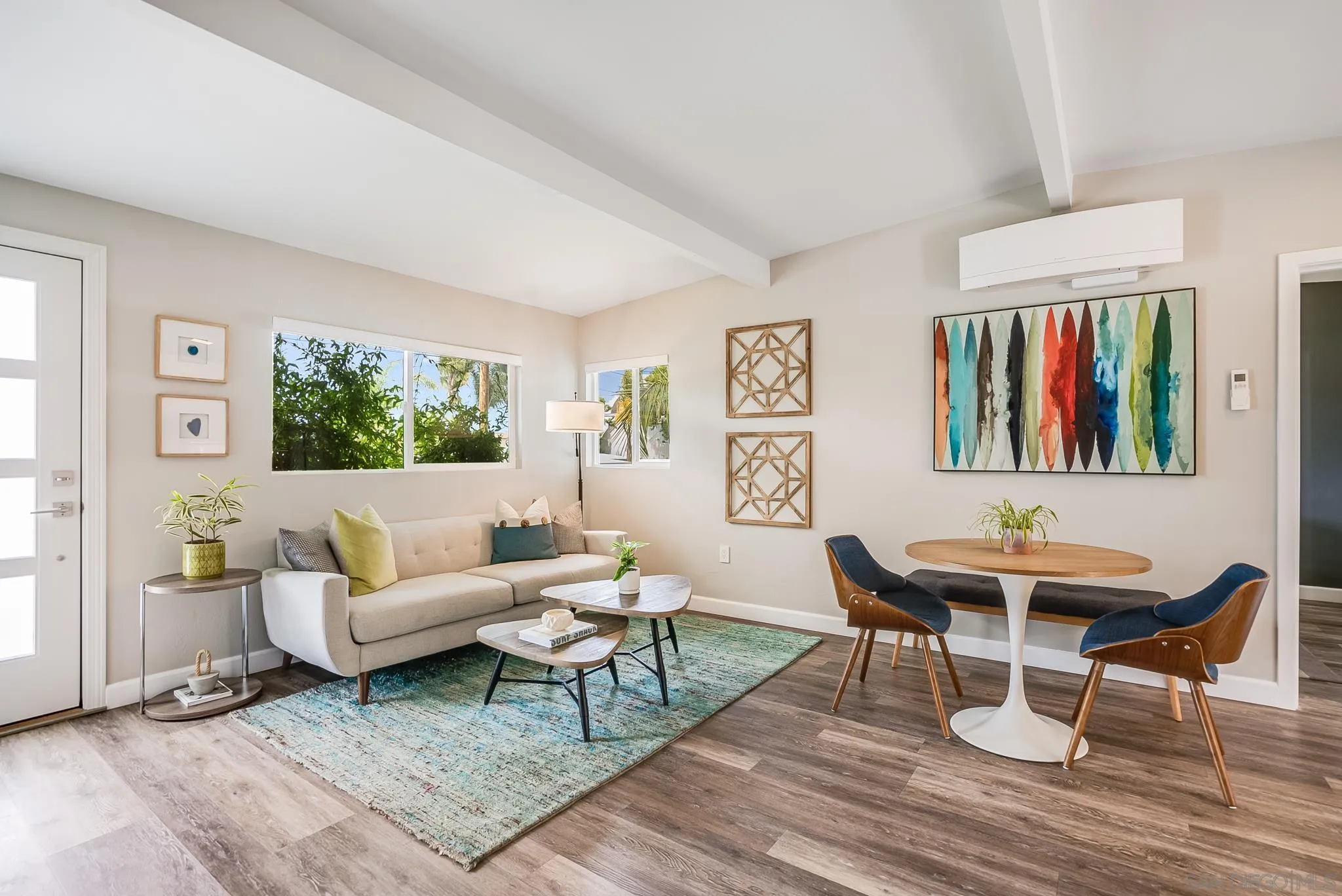 https://cdn.realtyfeed.com/cdn/127/220012346/bc9fa9ea487b1bf67f4c17b6f054d132.webp