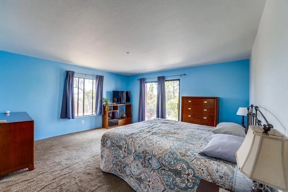 https://cdn.realtyfeed.com/cdn/127/220012469/259eccb92369916c7cb2a85574661a83.webp
